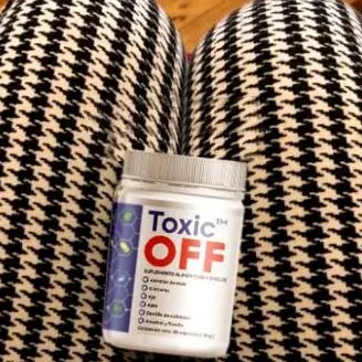 Toxic Off — imagen del empaque 3